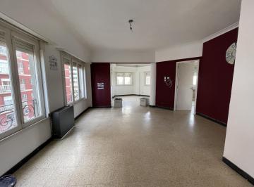 Departamento · 95m² · 3 Ambientes · Alquiler 24 Meses Departamento Piso de 3 Ambientes en Centro. Mar del Plata