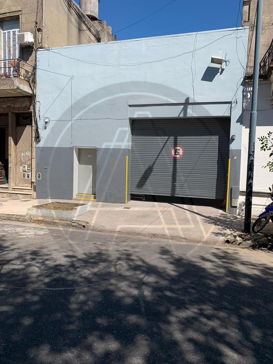 Azara al 1000, Barracas, Capital Federal