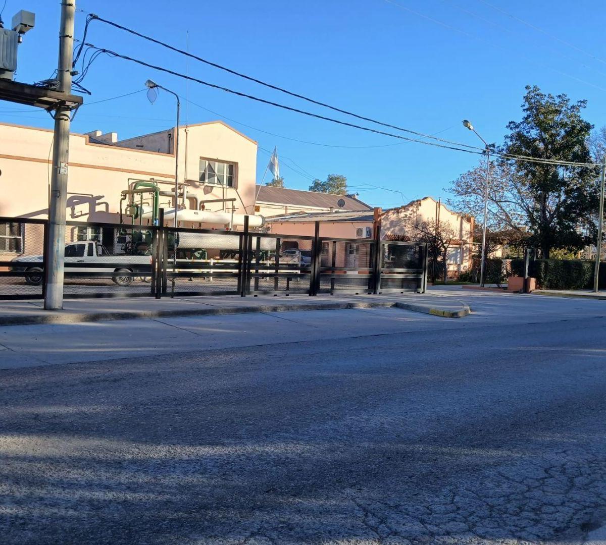 GRAL PAZ . Entre J.moreira y Est.del Campo, Villa Regina, Río Negro