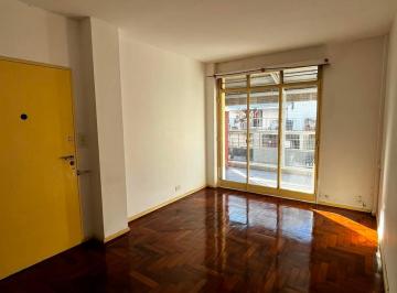 Departamento · 25m² · 1 Ambiente · Alquiler Monoambiente Balvanera P. 9 Amplio Balcón