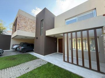 Casa · 289m² · 3 Dormitorios · 2 Cocheras · Venta - Exclusiva Casa en Santina Norte 3 Dormitoros