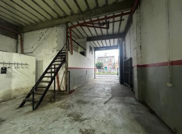 Bodega-Galpón · 270m² · Galpón en Alquiler Lanus Este