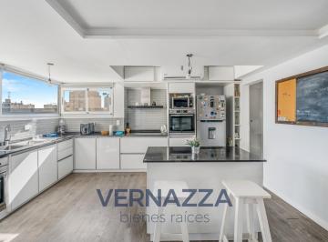 Departamento · 157m² · 4 Ambientes · Apto Credito! Exclusivo Triplex de 4 Ambientes con Parrilla y Terraza Propia