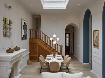 Casa · 205m² · 4 Dormitorios · 1 Cochera · Casa en Macrocentro