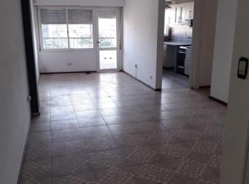 Departamento · 70m² · 2 Dormitorios · 1 Cochera · Laprida 1337 - Departamento de 2 Dorm. con Cochera en Alquiler - Centro, Rosario