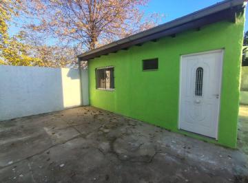 Casa de 2 ambientes, Pilar · Casa de 2 Ambientes en Villa Rosa, a 2 Cuadras de La Ruta 25.