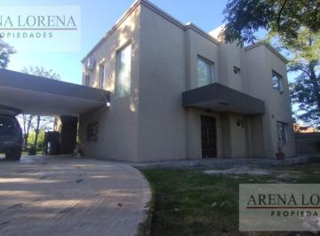 Casa · 210m² · 5 Ambientes · 6 Cocheras · Casa 5 Ambientes a Estrenar con Piscina Paso del Rey