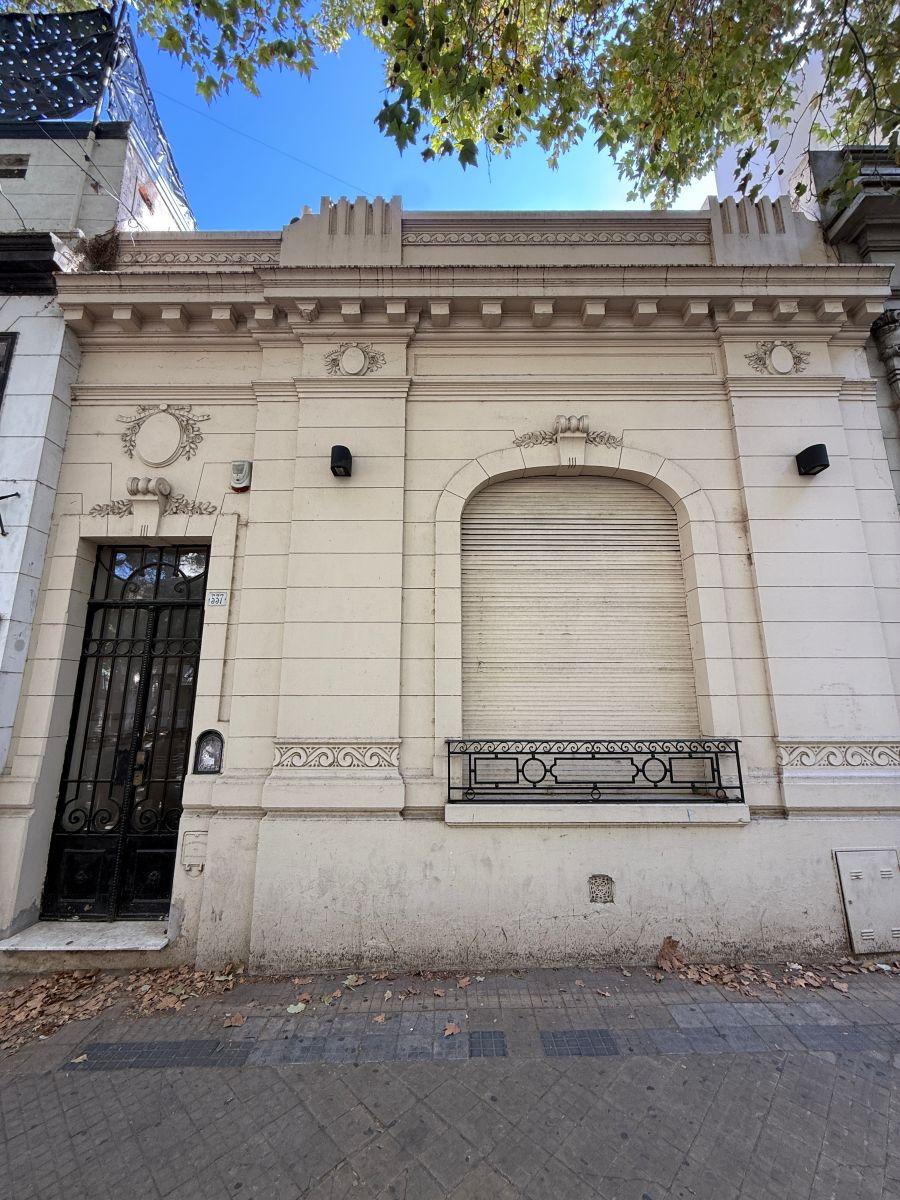 Avenida 44 537