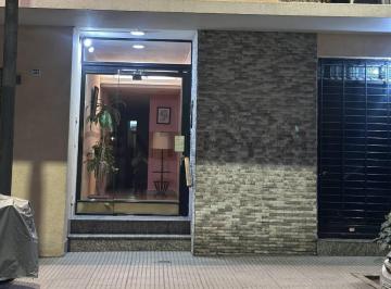 Departamento · 35m² · 2 Ambientes · Venta Departamento de 2 Ambientes con Baulera y Lavadero Independiente en Flores Caba
