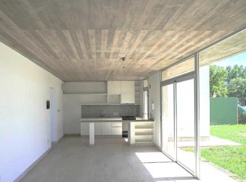 Casa · 96m² · 5 Ambientes · 2 Cocheras · Casa 3 Dorm. en Don Mateo Funes