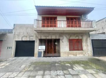 Casa · 160m² · 3 Ambientes · 4 Cocheras · Venta Casa 3 Ambientes con Terraza y Galpón a Refaccionar