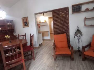 Casa · 99m² · 6 Ambientes · 2 Cocheras · Casa en Venta en Villa Allende, Una Planta, Apto Hipotecario