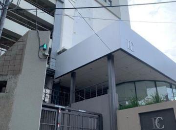 Imagen 1 · Cochera en Venta en La Capital