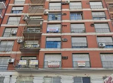 Departamento · 67m² · 3 Ambientes · Departamento de 3 Ambientes en Alquiler en Avellaneda Centro