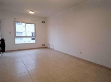Departamento · 50m² · 2 Ambientes · Dpto 2 Amb con Balcon Banfield Este Centro