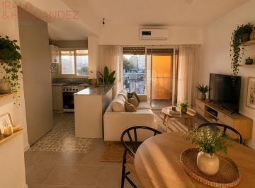 Departamento · 33m² · 2 Ambientes · Alquiler Departamento de Dos Ambientes con Balcón, Muy Luminoso!