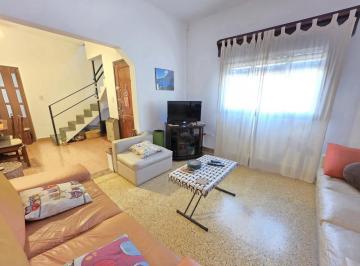 Casa · 170m² · 5 Ambientes · 1 Cochera · Venta Casa 5 Amb Cochera Jardin Gerli Avellaneda