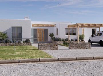 Casa de 5 ambientes, Tandil · Casa Mediterranea