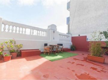 FRC-FRC-8201_2 · La Rioja 700 Balvanera 4amb U$325.000