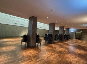 Local comercial · 549ha · 4 Ambientes · Imponente Auditorio en Venta B° Centro Bolsa de Comercio