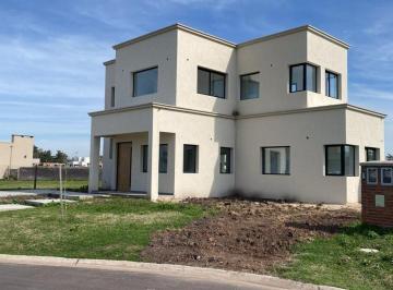 Casa · 110m² · 4 Ambientes · 1 Cochera · Venta Casa a Estrenar Pilar del Este Santa Elisa
