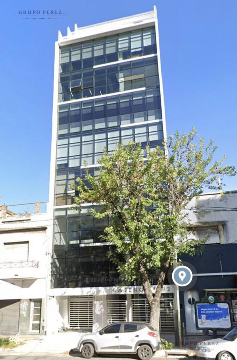 Av Caseros al 3300, Parque Patricios, Capital Federal