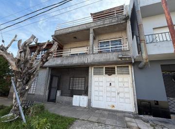 PH · 160m² · 3 Ambientes · 2 Cocheras · PH 3 Ambientes Venta Ramos Mejia