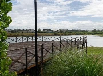 Terreno · 1020m² · Venta Lote de 1020,43 m, Barrio Privado Los Juncos, con Todos Los Servicios y Amenities