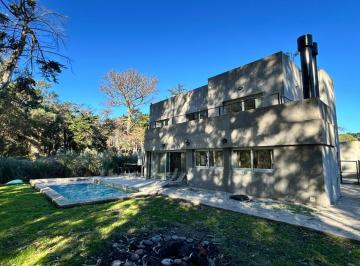 Casa · 280m² · 5 Ambientes · 2 Cocheras · Casa en Barrancas de San Benito Country Club