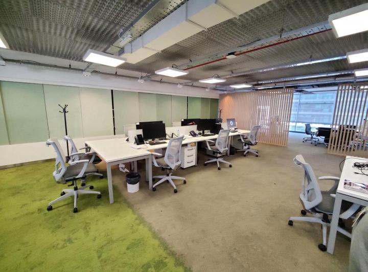 Oficinas en alquiler — RealXpertAI