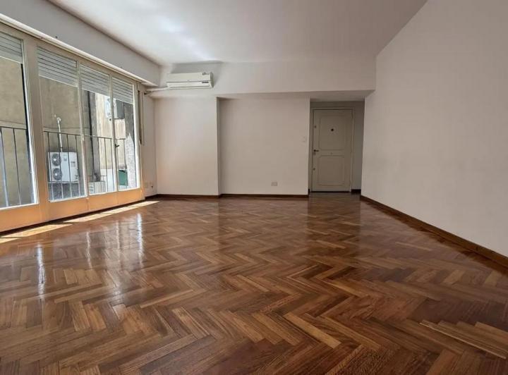 Departamento en Alquiler - 3 Dorm. 2 Baños - 110 m - Caballito