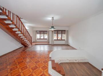 Casa · 266m² · 6 Ambientes · 2 Cocheras · Venta de Casa en Munro 6 Ambientes