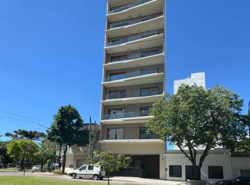 Departamento · 130m² · 2 Ambientes · 1 Cochera · Piso - Departamento Premium de 3 Dorm - Cochera en Plaza Azcuénaga - Av 19 E/ 44 y 45 - La Plata