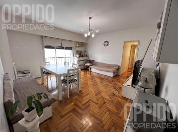 Departamento · 81m² · 4 Ambientes · 1 Cochera · Hermoso 4 Ambientes con Cochera en Venta Ubicado en Hermosa Zona de Caballito!