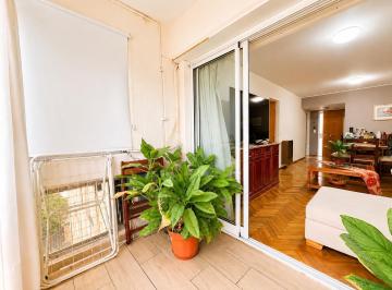 Departamento · 76m² · 4 Ambientes · 1 Cochera · Venta/permuta - Departamento de 2 Dorm. Comodín y Cochera - Centro, Rosario