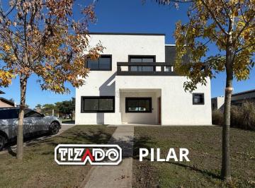 Frente · Casa 4 Dorm. y 1 Escritorio Venta en San Pablo, Pilar, G. B. a. Zona Norte