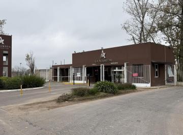 Terreno · 1105m² · ¡Excelente Oportunidad! Venta de Lote Interno con Vista a La Laguna en Barrio La Alameda, Canning