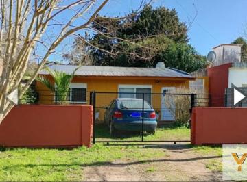 Casa · 70m² · 3 Ambientes · Casa 2 Dorm - Terreno 320 m² - Cochera X2 - Calle 411, La Plata