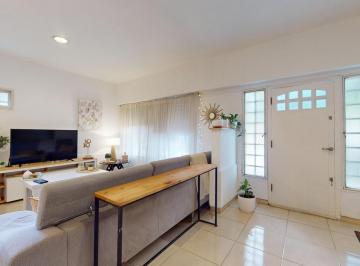 Casa · 160m² · 7 Ambientes · Casa en Venta - 3 Dorm. 2 Baños - 480 m - La Plata