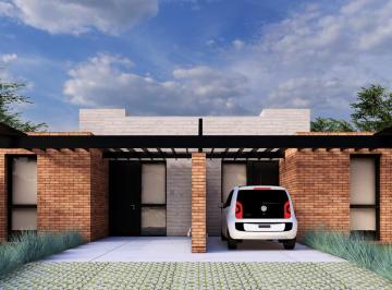 Casa · 70m² · 3 Ambientes · 1 Cochera · Duplex en Venta en en Docta. 2 Dorm.