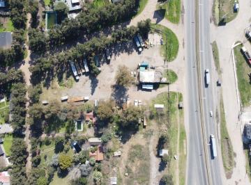 Terreno · 3870m² · Importante Predio Sobre Camino de Cintura