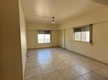 Departamento · 38m² · 2 Ambientes · A m de Capital - Rapido Acceso - Buena Ubicacion