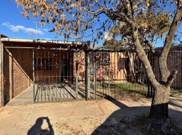 Casa · 75m² · 4 Ambientes · 1 Cochera · Casas - Casa - Villa Marín, Resistencia