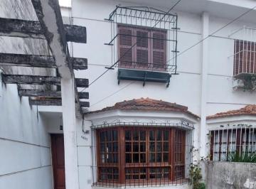 Casa · 96m² · 4 Ambientes · Venta Duplex Bº Ciudad de Nieva 2 Habitaciones