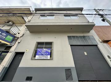 Local comercial · 450m² · Galpón Deposito Apto Local 450 m² Sobre Av Laprida en 2 Plantas Alquiler
