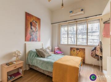 Departamento · 33m² · 2 Ambientes · Vicente López y Av Callao - Departamento Semipiso 2 Ambientes C/ Balcón en Zona Plaza Vicente López