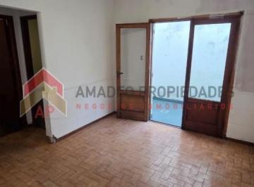 PH · 63m² · 3 Ambientes · Dpto PH 3 Amb con Pequeño Patio y Terraza Transitable en Muy Buena Ubicacion: Riobamba 1080, Temperl
