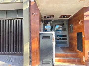 Departamento · 27m² · 2 Ambientes · Alquiler Departamento 1 Dormitorio Economico Bajos Gastos Escalera Barrio Lourdes Rosario