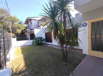 Casa · 100m² · 6 Ambientes · 1 Cochera · Casa 3 Dorm, Patio y Garaje, Barrio Jardin, Venta