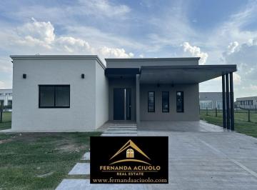 Casa · 140m² · 4 Ambientes · Casa en Venta en Barrio San Felipe